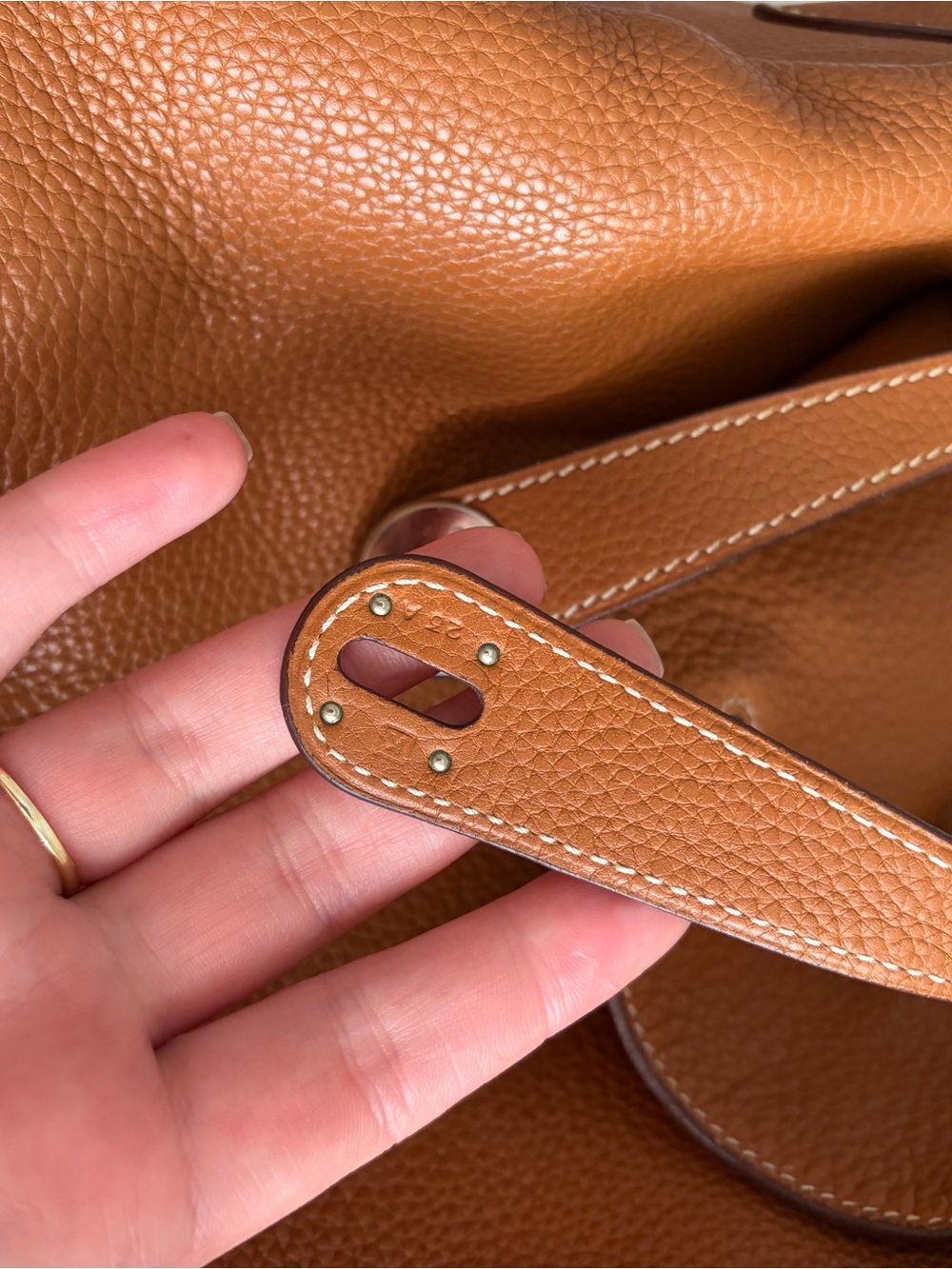 Hermes Brown Leather Shoulder Bag in Tan-Cognac Tone - Picture 3 of 7